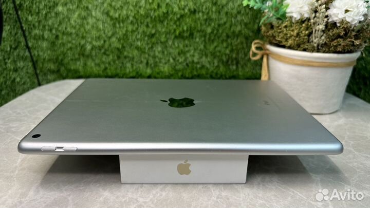 iPad 6 2018 32gb WIFi ростест в отличном состоянии