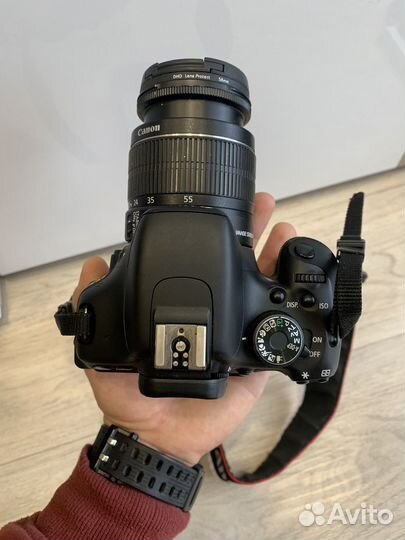 Зеркальный фотоаппарат canon 600d