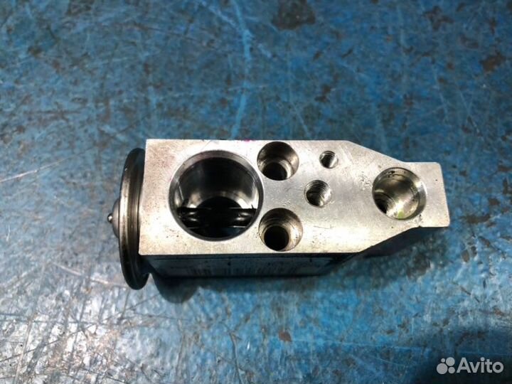 Клапан кондиционера Nissan Teana L33