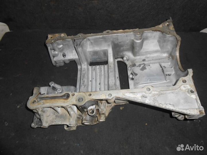 Поддон масляный двигателя Toyota Voxy AZR60(01-07)