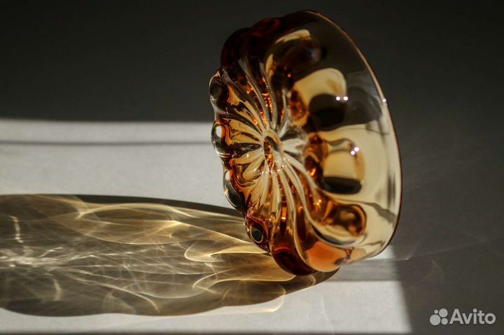 Ваза конфетница цветное стекло лзхз