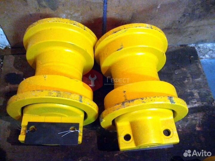 Каток поддерживающий Komatsu PC450LC-7 KM3537