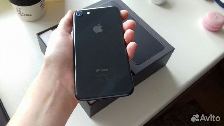 iPhone 8 на Гарантии