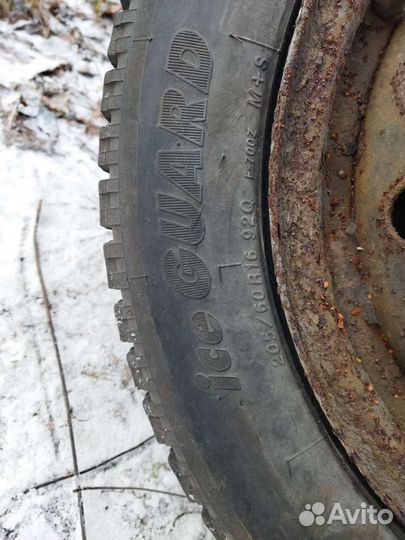 Yokohama Ice Guard F700Z 205/60 R16