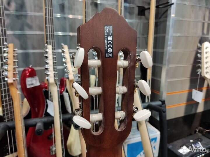 Yamaha CX40 - электро-классическая