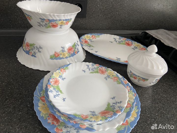 Набор столовой посуды