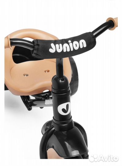 Трехколесный велосипед