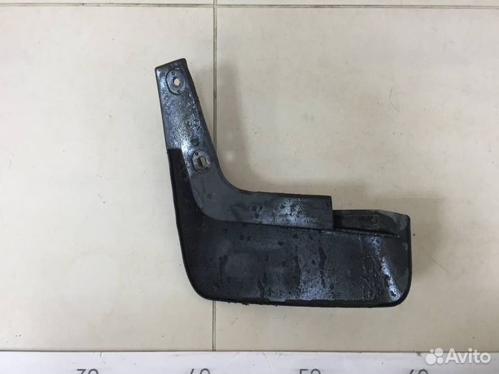 Брызговик задний правый Toyota Corolla E180 2013