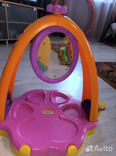 Детский туалетный столик для девочки с зеркалом