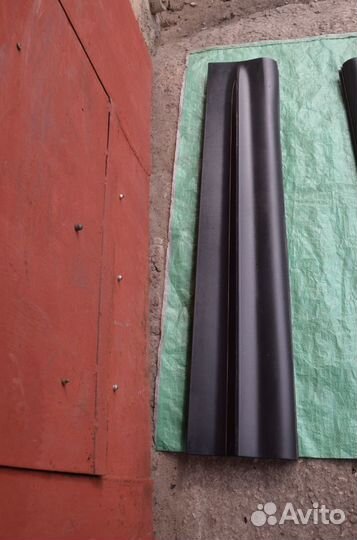 Mercedes GLB Молдинг двери правый передний