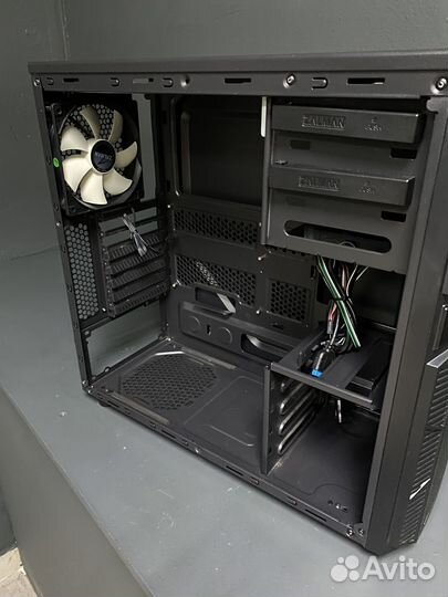 Корпус - Zalman Z1