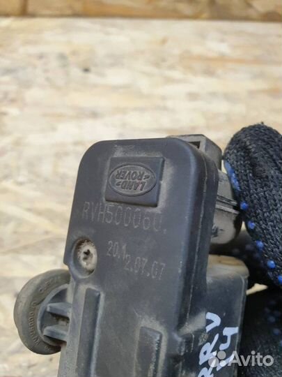 Клапан пневмоподвески передний Land Rover Range