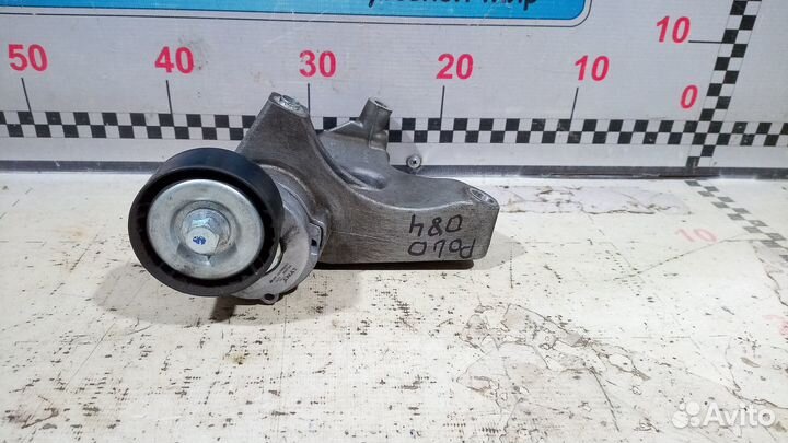 Кронштейн компрессора кондиционера VW Polo