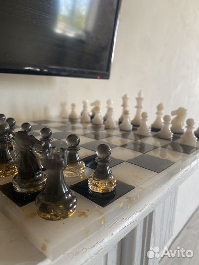 Шахматы ручной работы из эпоксидной смолы