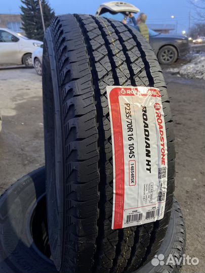 Roadstone Roadian HT LTV 235/70 R16 106T