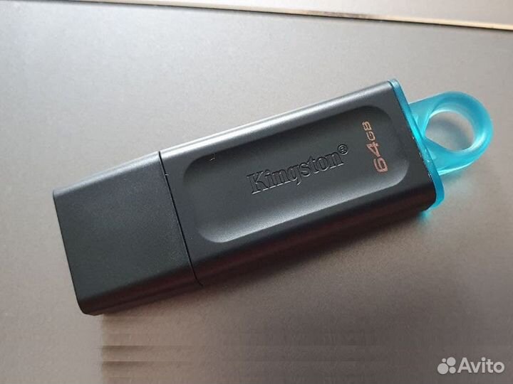 Флешка Kingston 64 гб