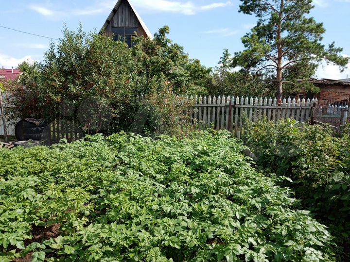 Дача 20 м² на участке 6 сот.