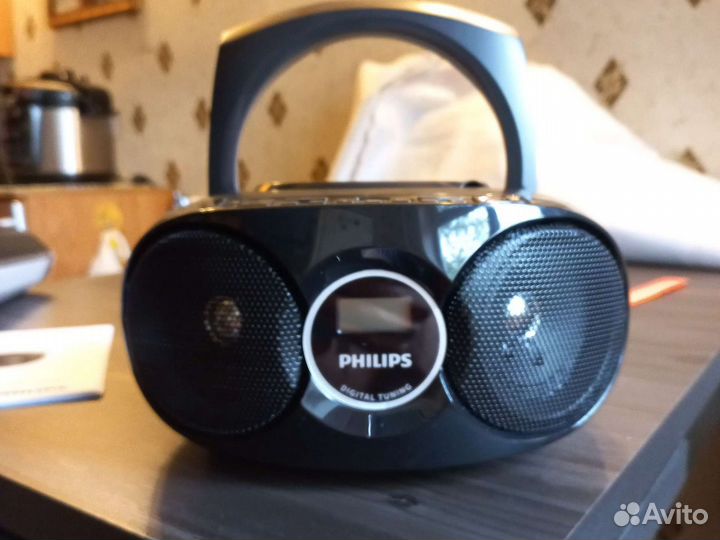 Магнитола philips az 318B