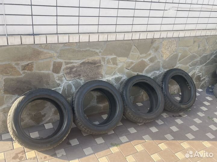 Bridgestone Blizzak WS-60 245/50 R18
