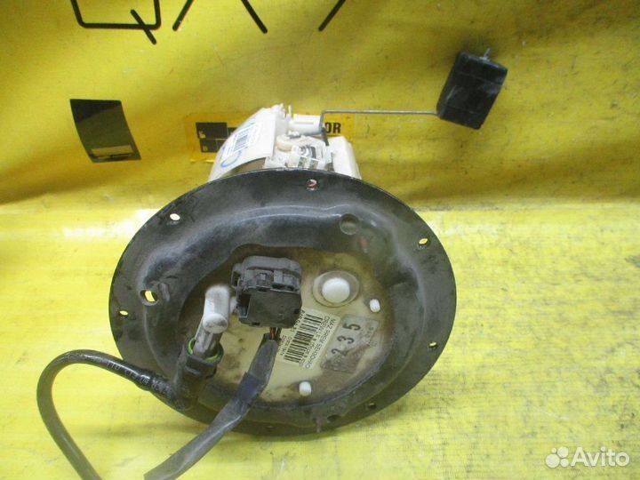 Бензонасос Mazda Premacy crew