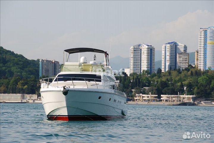 Продается моторная яхта Ferretti 57 Fly