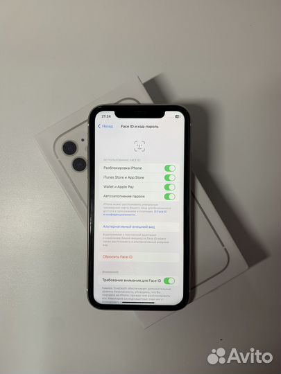 iPhone 11, 256 ГБ