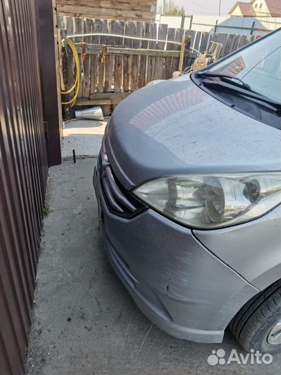 Передний спойлер