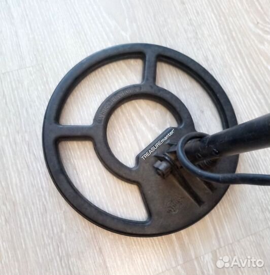 Металлоискатель Whites