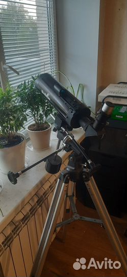 Телескоп Sky-Watcher BK MAK80EQ1 на штативе