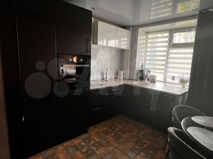 2-к. квартира, 62,2 м², 2/5 эт.