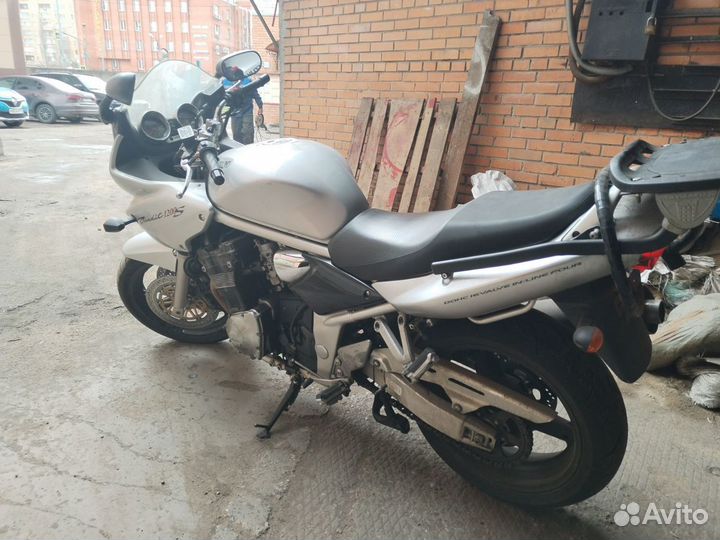 Suzuki gsf1200s