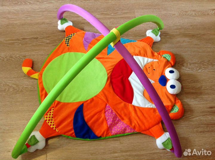 Развивающий коврик