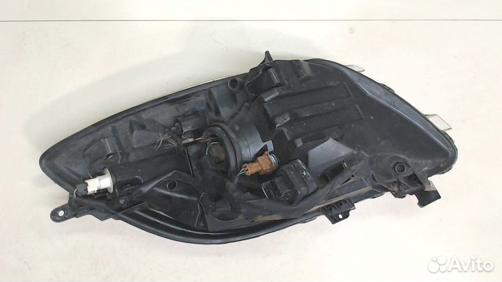 Фара (передняя) Toyota Yaris, 2006