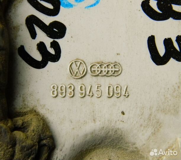 Фонарь правый внутренний Audi 80 B3 (дефект)