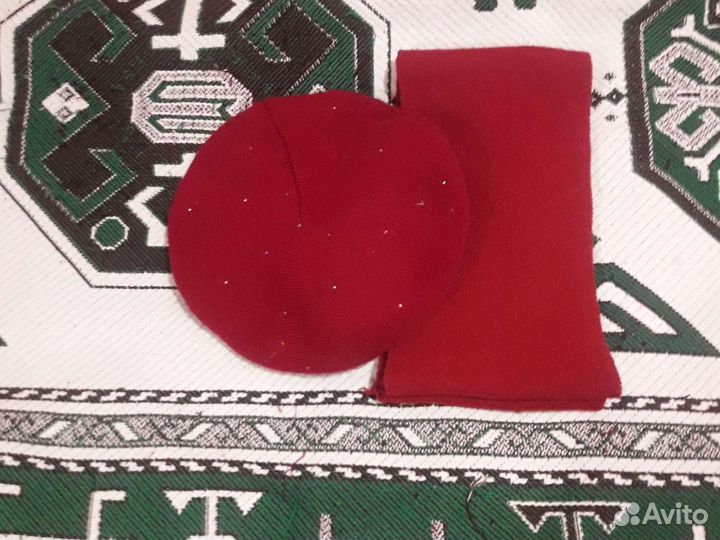 Берет и шарф