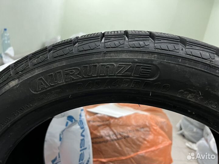 Bridgestone WinterForce 245/45 R19 и 275/40 R19 105V