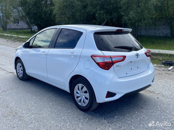 Toyota Vitz 1.0 CVT, 2018, 56 000 км