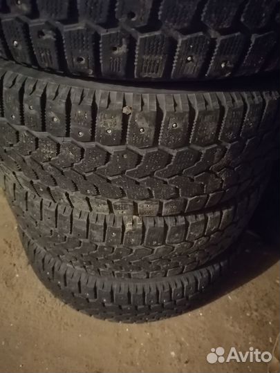 Yokohama Ice Guard F700Z 205/60 R16