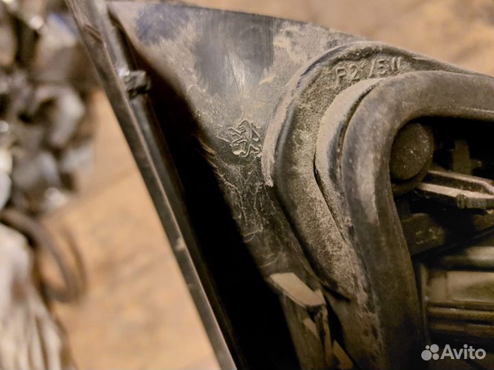 Фонарь задний Peugeot 406 универсал оригинал