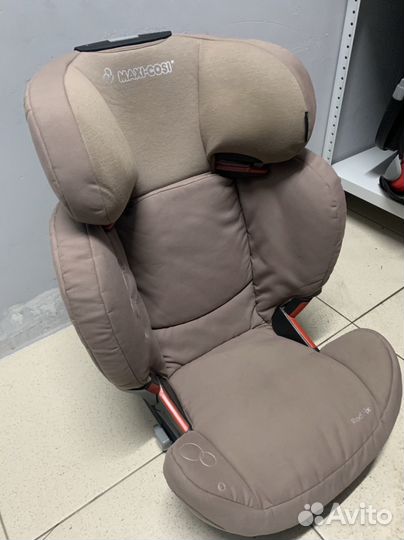 Детское автокресло 15 до 36 кг maxi cosi isofix