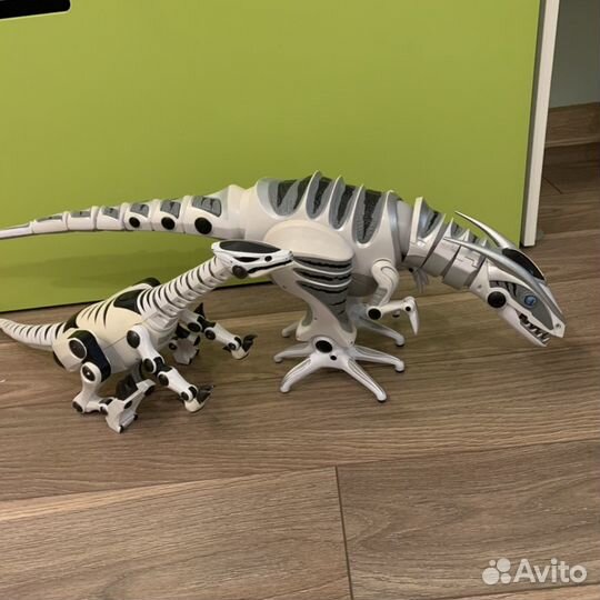 Роботы- динозавры