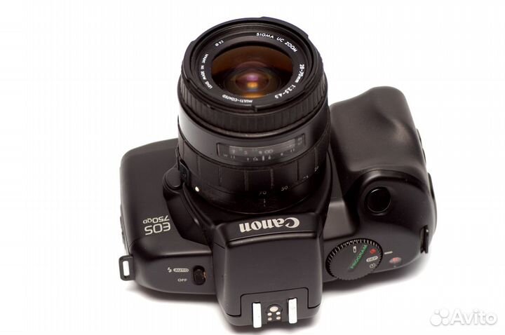 Canon EOS 750QD + Sigma UC Zoom 28-70mm f3.5-4.5