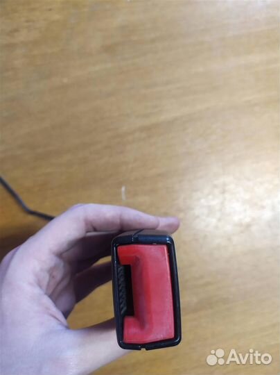 Замок ремня безопасности VW Passat B6