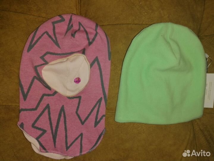 Много новых шапок