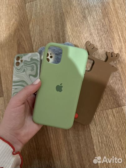 Чехлы на телефон iPhone 11