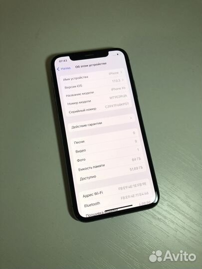 iPhone Xs, 64 ГБ