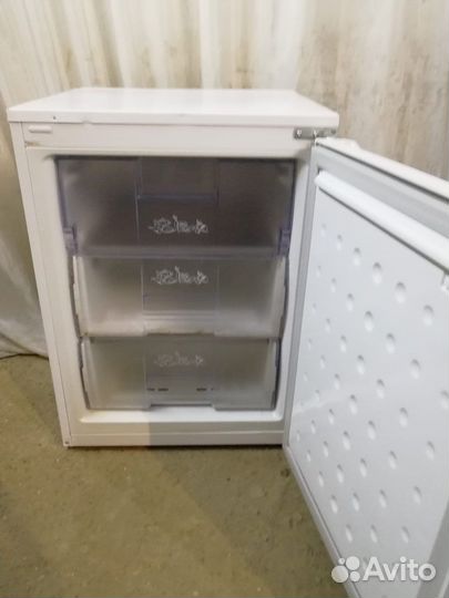 Морозильная камера indesit