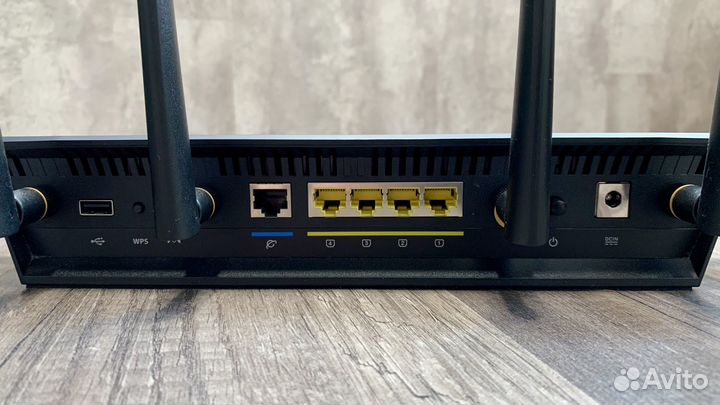 Продаю роутер Asus RT-AC3200