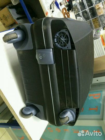 Ремонт сумок и чемоданов зонтов