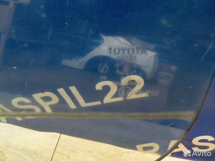 Стекло переднее левое Toyota Mark Ii GX90 1GFE